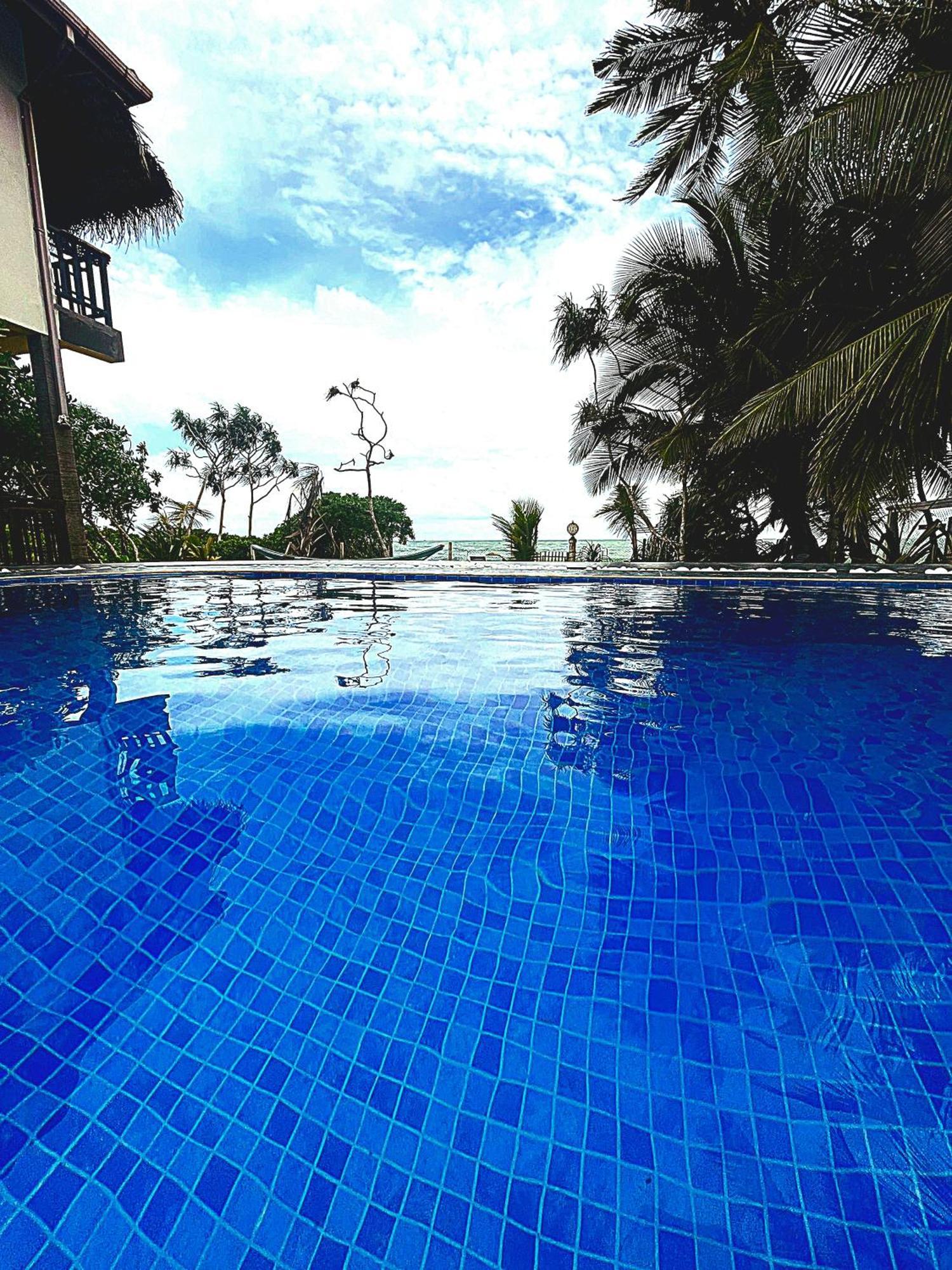 Blue Ocean Resort Netolpitiya Esterno foto