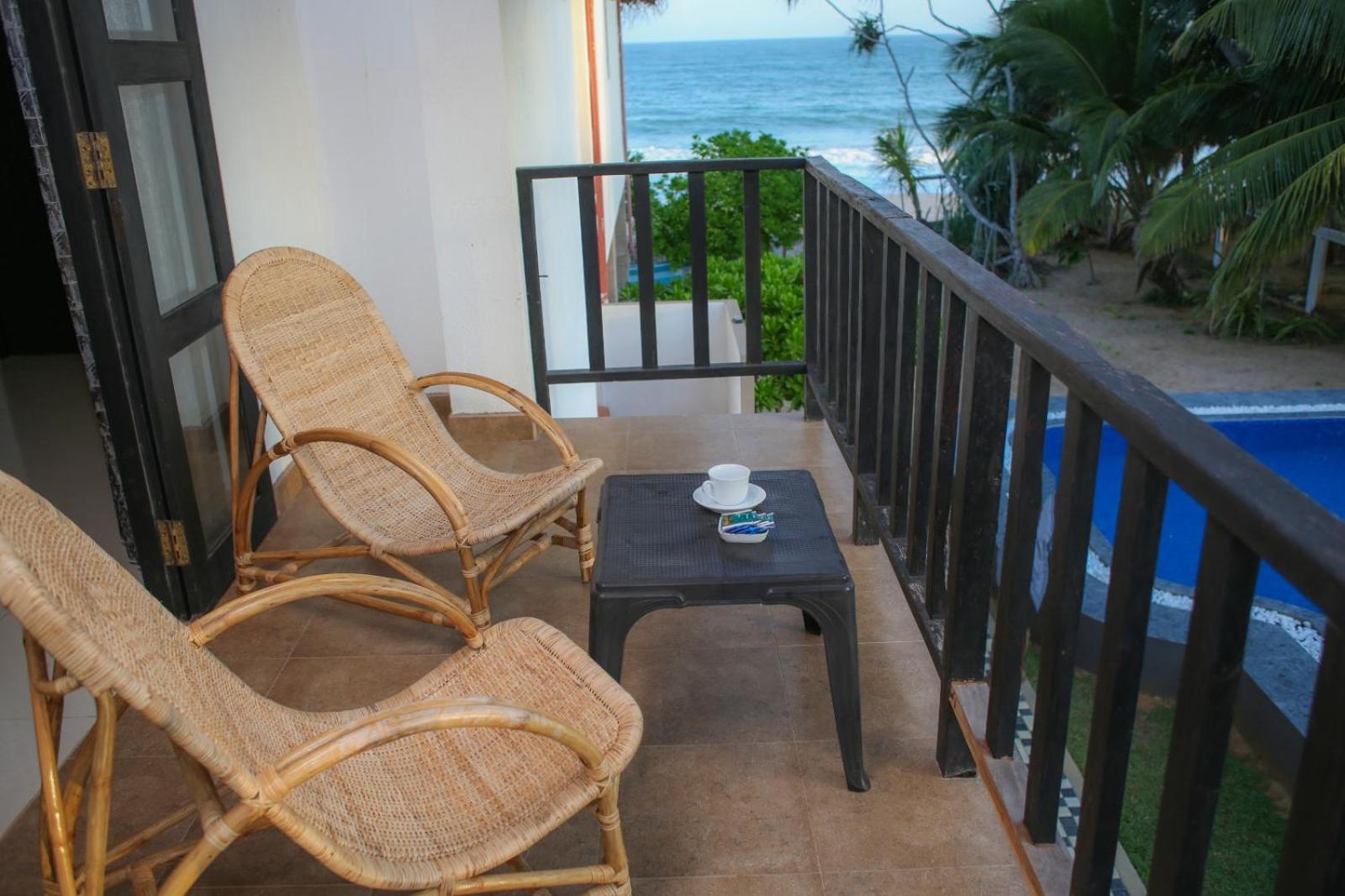 Blue Ocean Resort Netolpitiya Esterno foto
