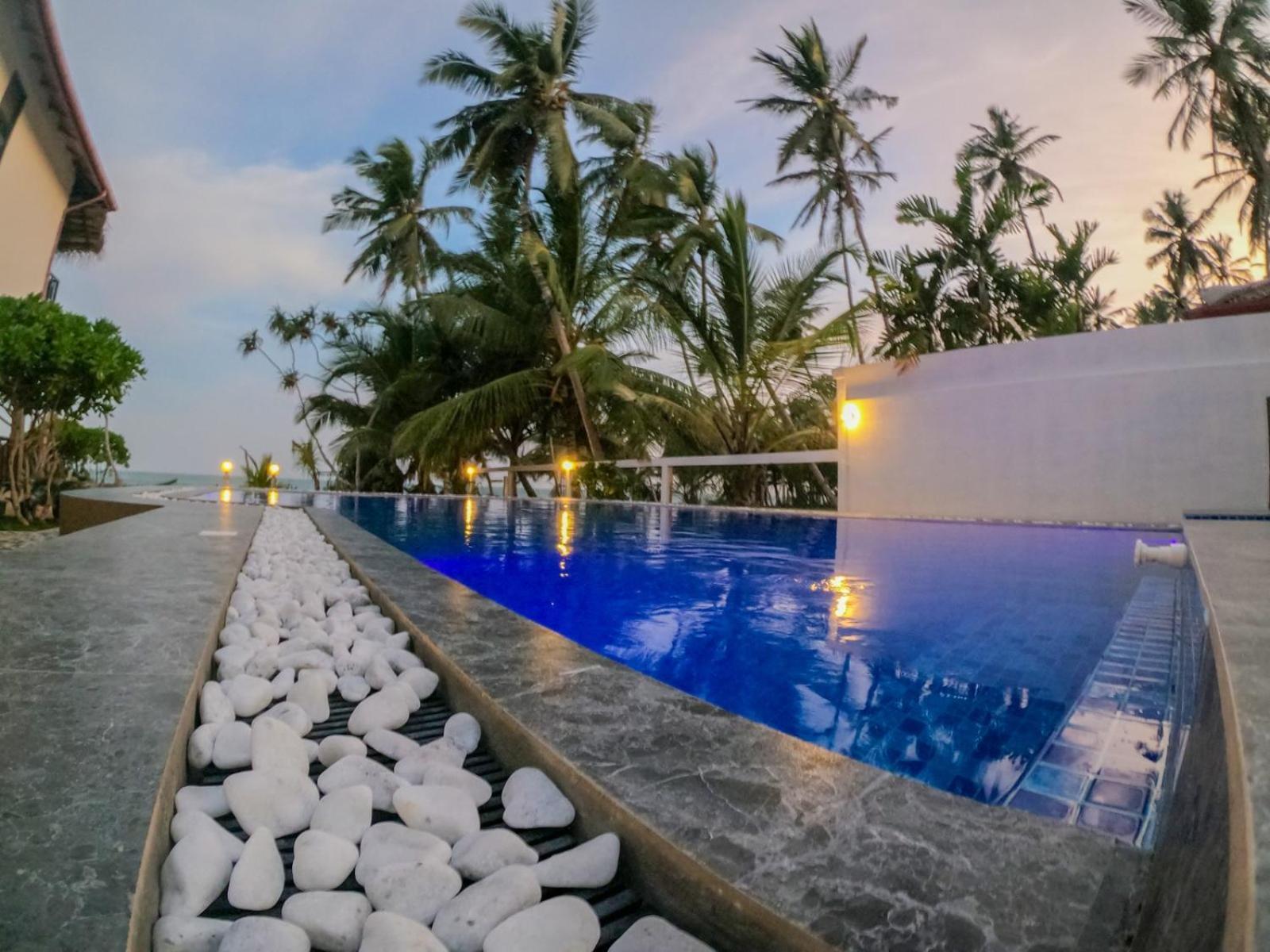 Blue Ocean Resort Netolpitiya Esterno foto